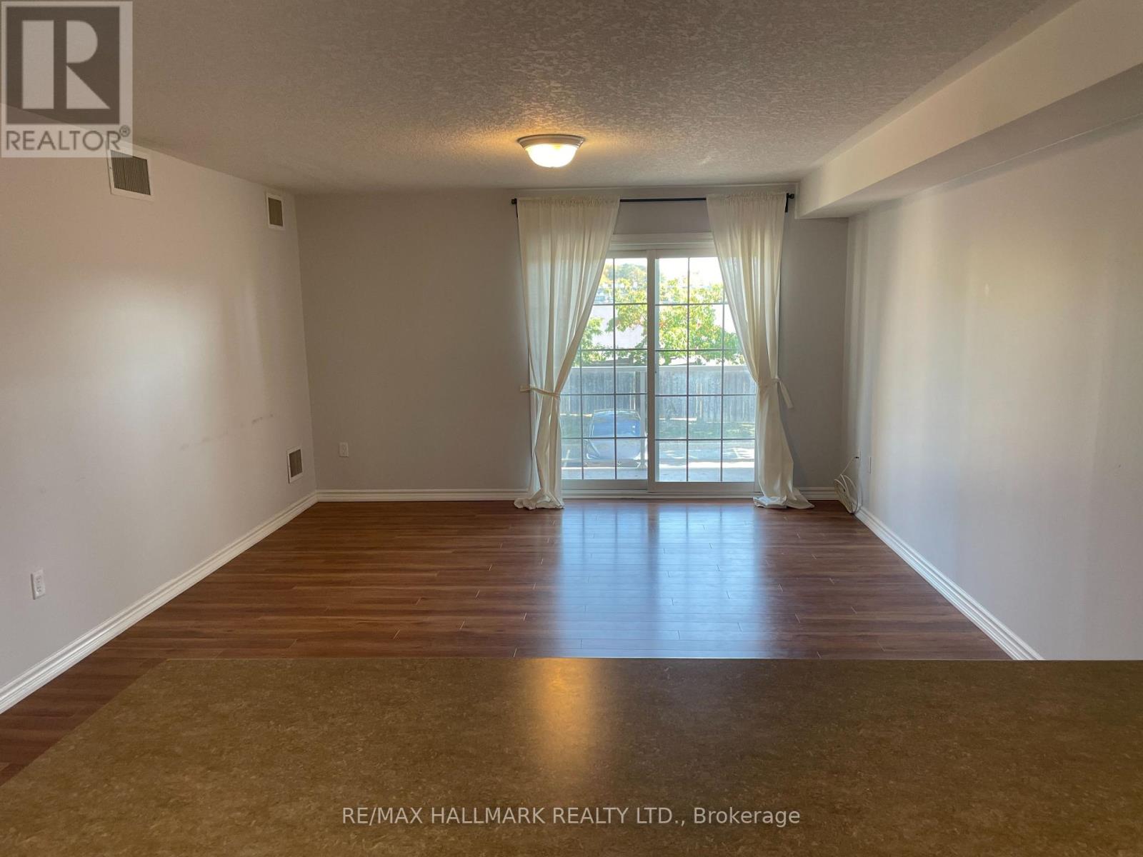 15 - 41 Coulter Street, Barrie (Sunnidale), Ontario  L4N 6L9 - Photo 7 - S13799226