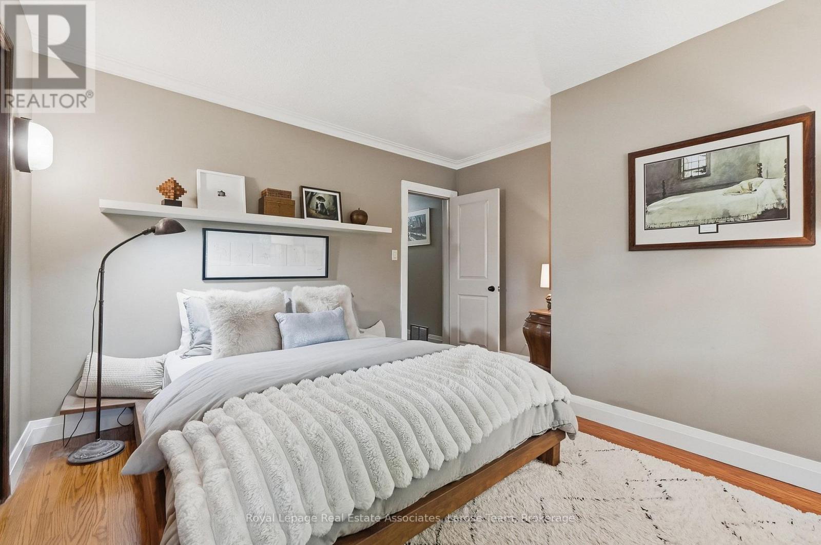 1511 Leda Avenue, Mississauga, Ontario  L5G 4B9 - Photo 21 - W13799000