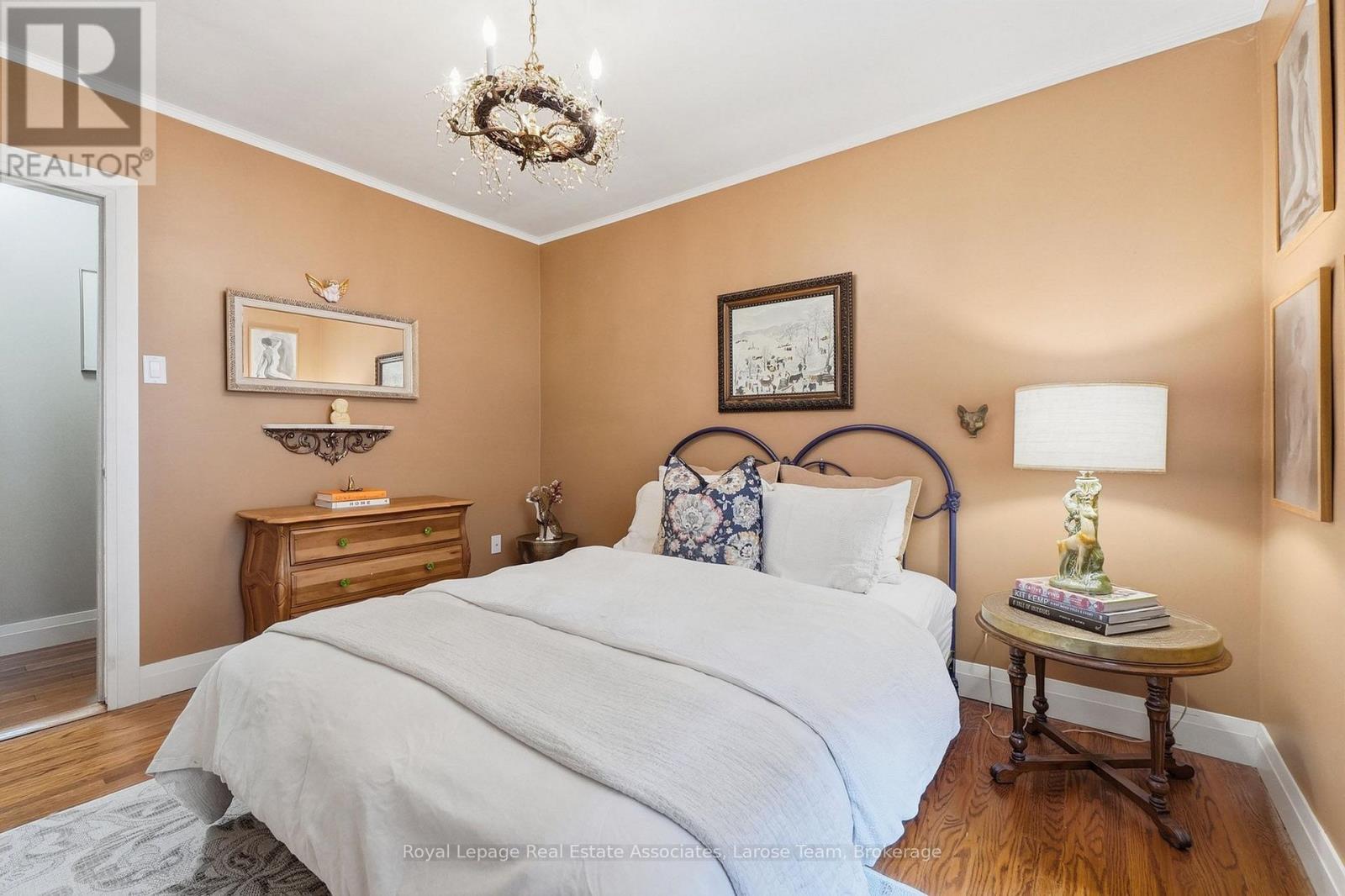 1511 Leda Avenue, Mississauga, Ontario  L5G 4B9 - Photo 23 - W13799000