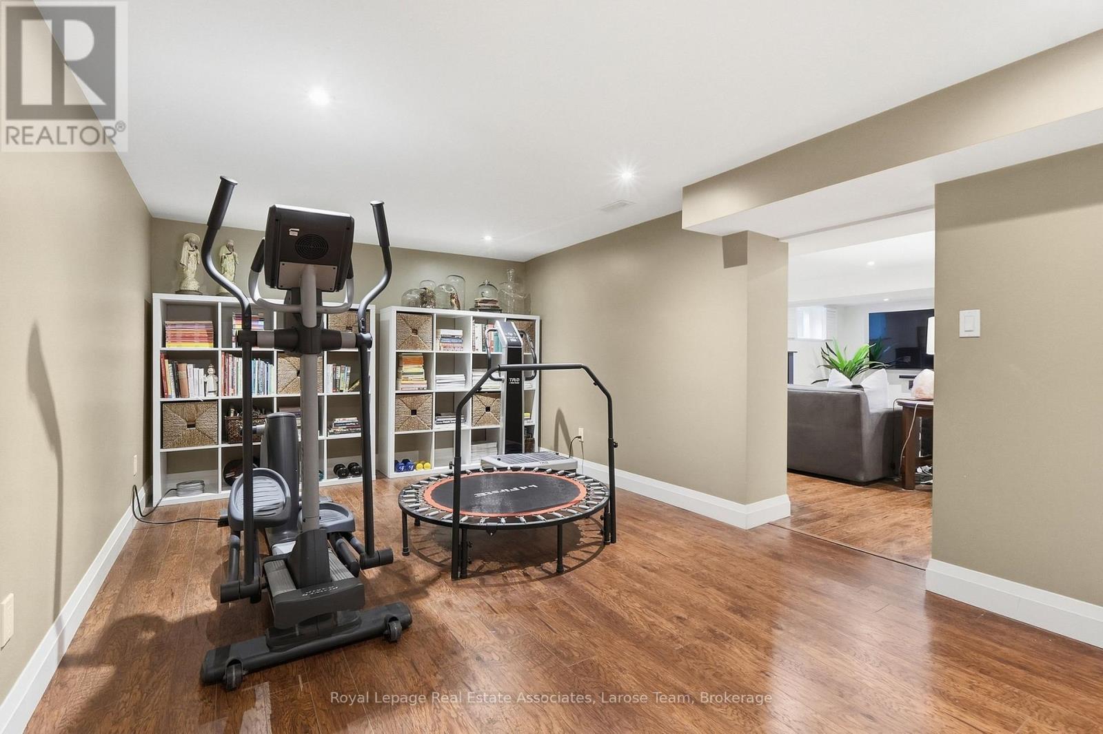 1511 Leda Avenue, Mississauga, Ontario  L5G 4B9 - Photo 30 - W13799000