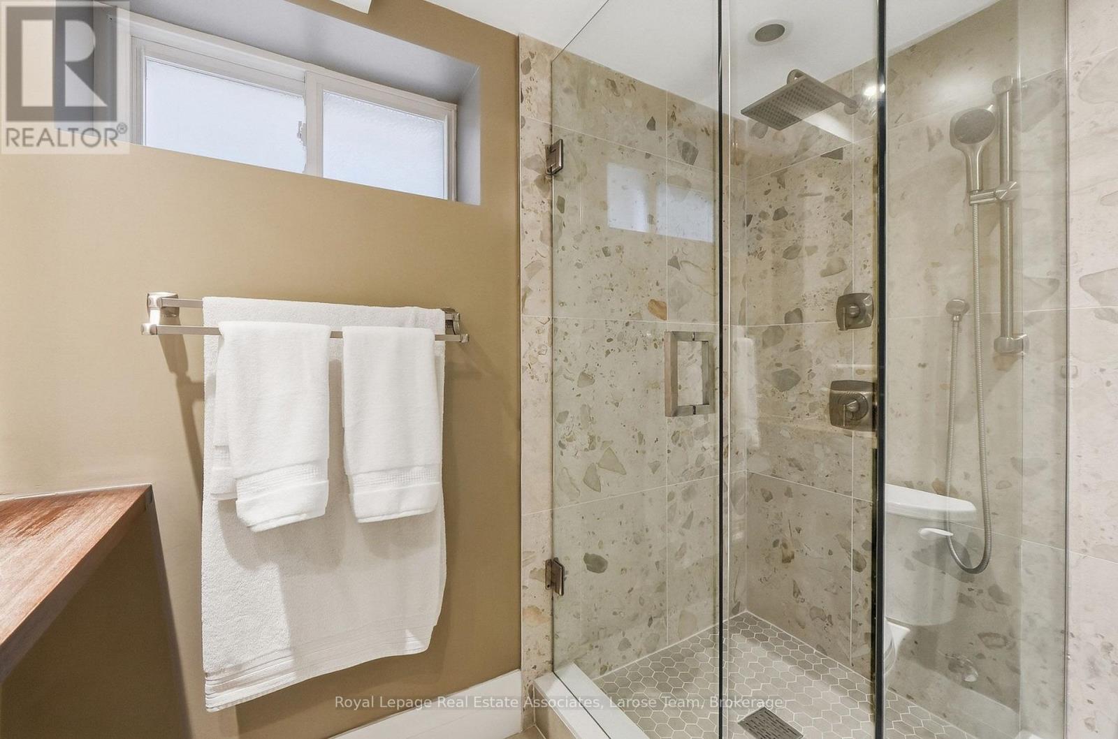 1511 Leda Avenue, Mississauga, Ontario  L5G 4B9 - Photo 32 - W13799000