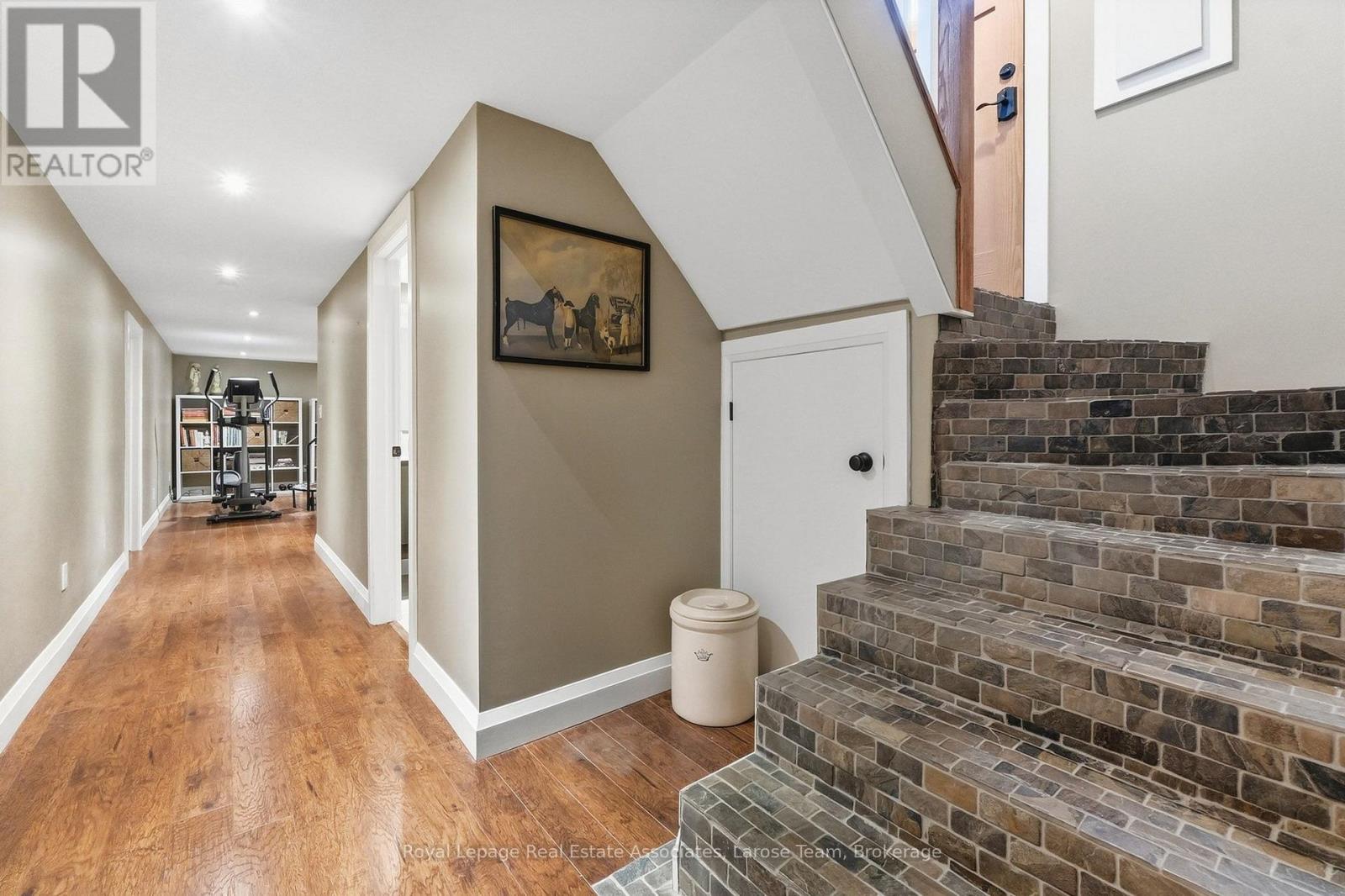 1511 Leda Avenue, Mississauga, Ontario  L5G 4B9 - Photo 34 - W13799000