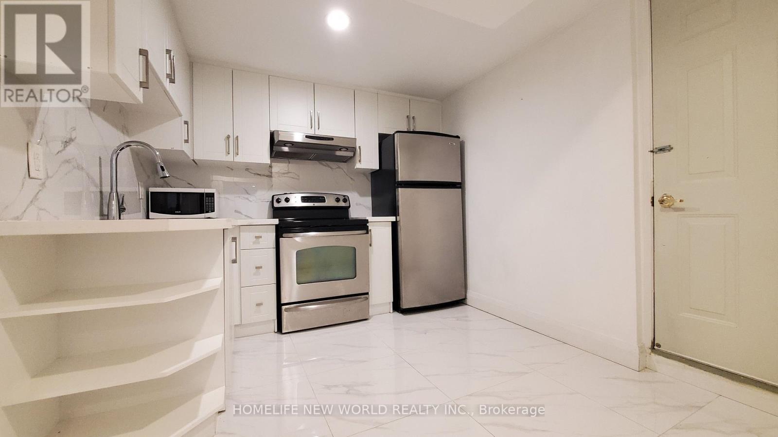Basement - 4032 Teakwood Drive, Mississauga, Ontario  L5C 3T5 - Photo 2 - W13799036