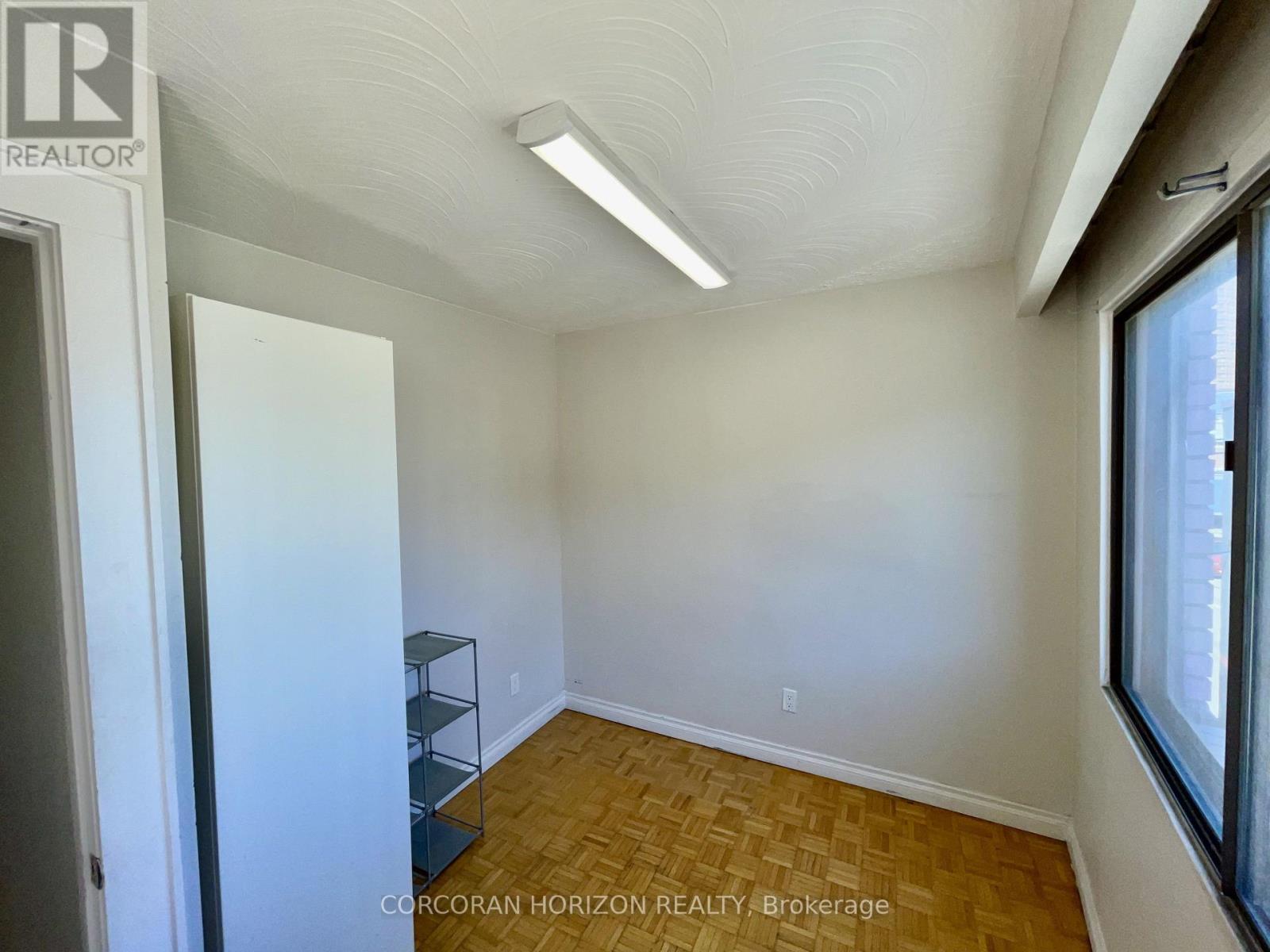 3 - 2257 Dundas Street W, Toronto, Ontario  M6R 1X6 - Photo 10 - W13799058