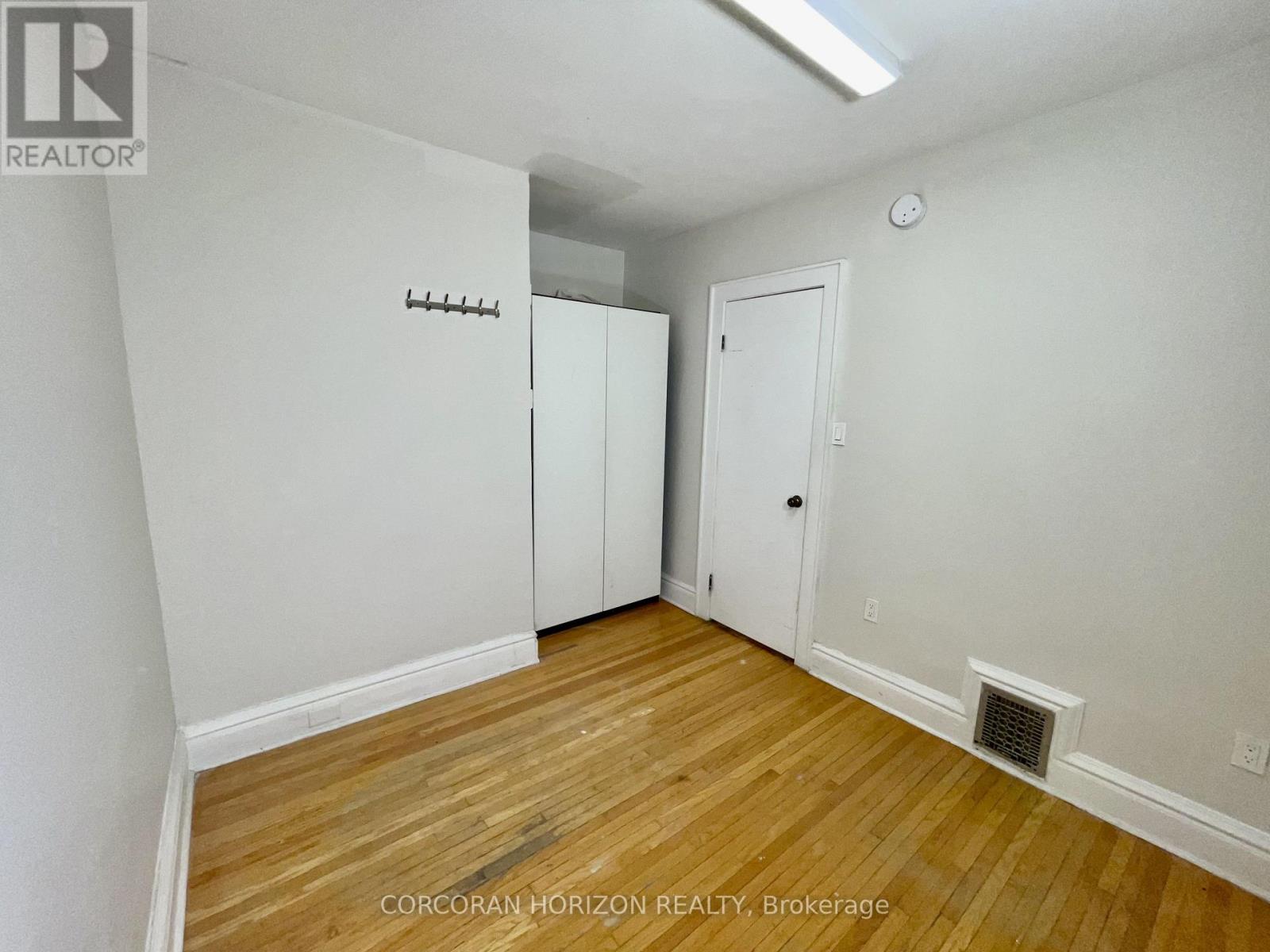 3 - 2257 Dundas Street W, Toronto, Ontario  M6R 1X6 - Photo 8 - W13799058
