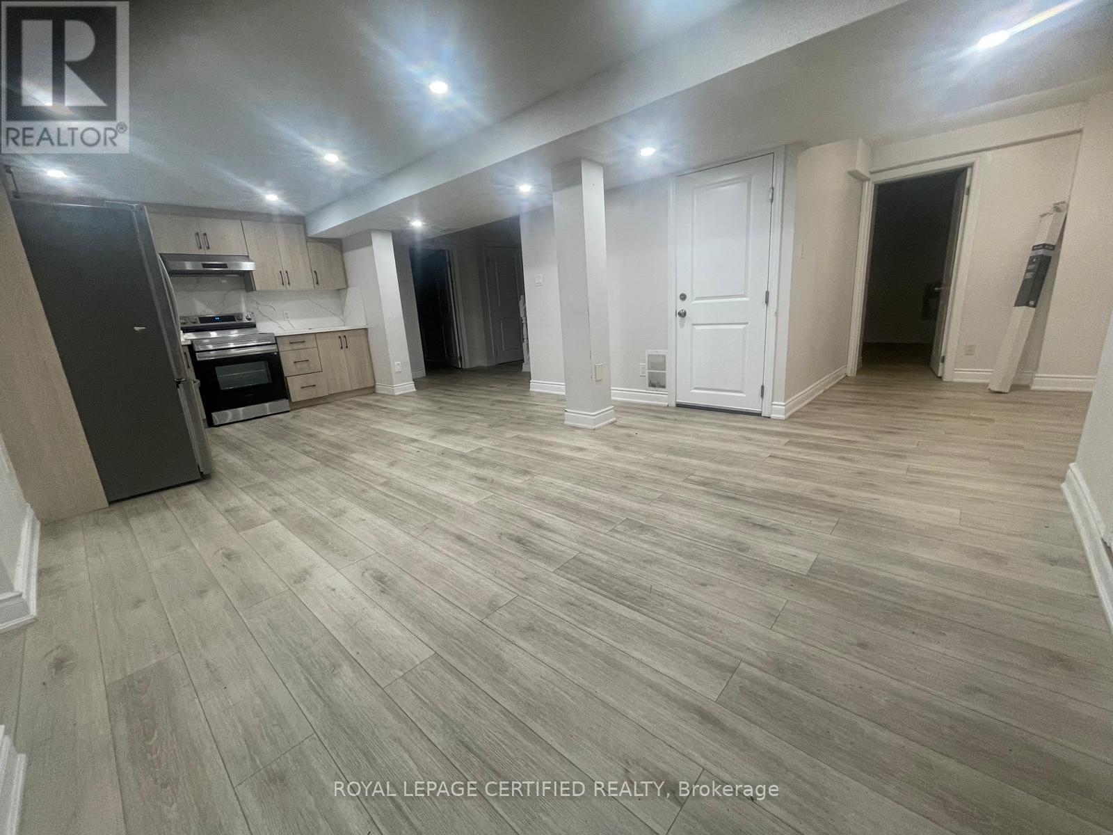 Bsmt - 211 Macedonia Crescent, Mississauga, Ontario  L5B 3R8 - Photo 5 - W13799120