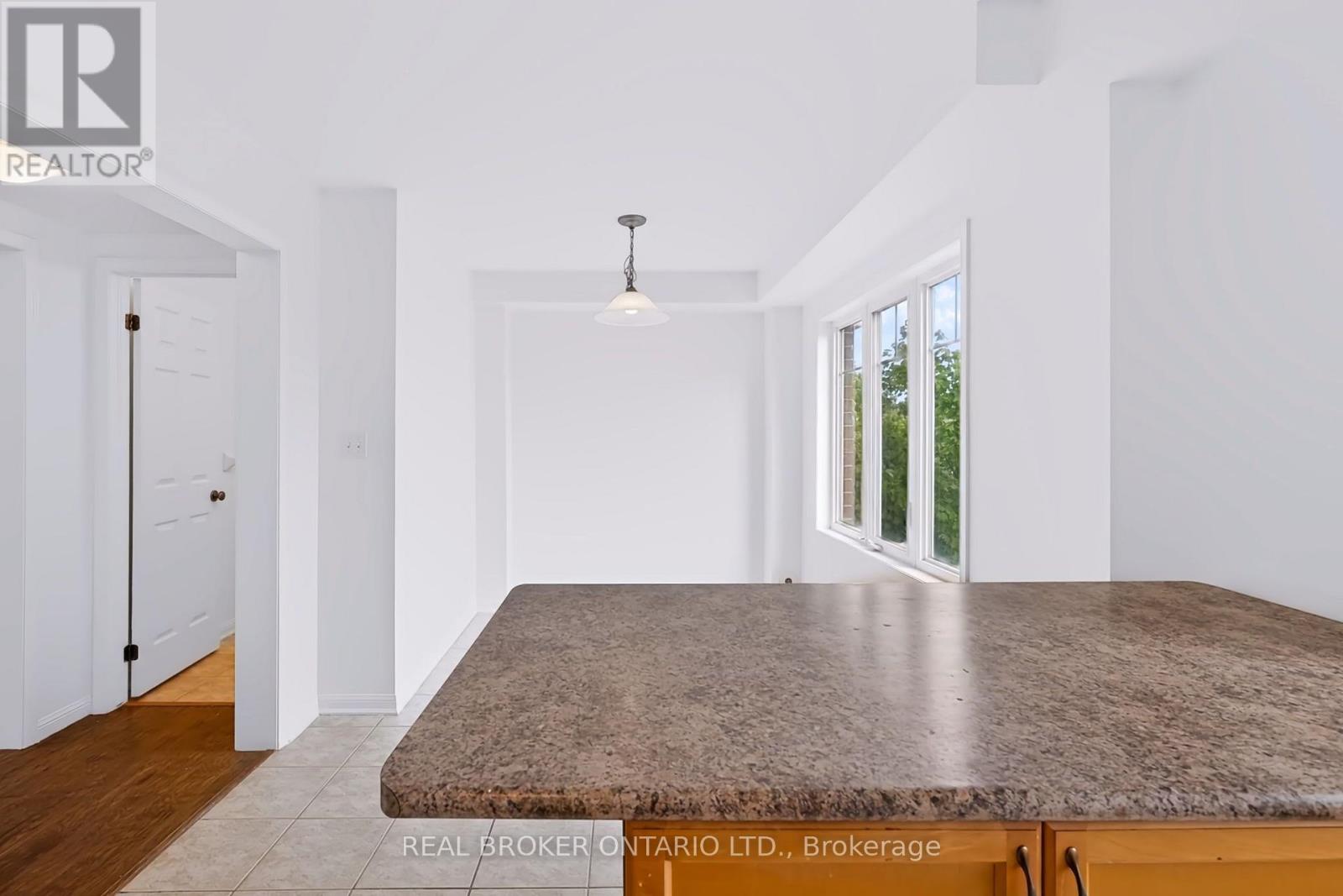 28 - 3050 Rotary Way, Burlington, Ontario  L7M 0G8 - Photo 23 - W13799152
