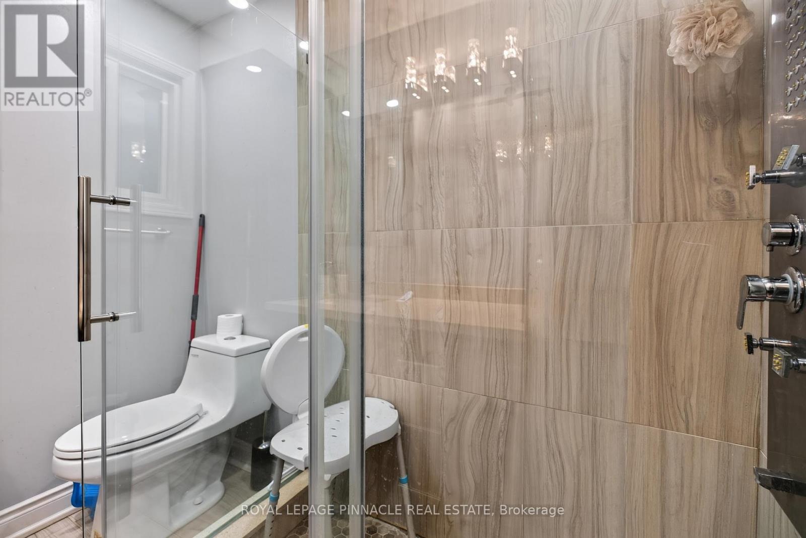 59 Princeton Terrace, Brampton, Ontario  L6S 3S4 - Photo 18 - W13799198