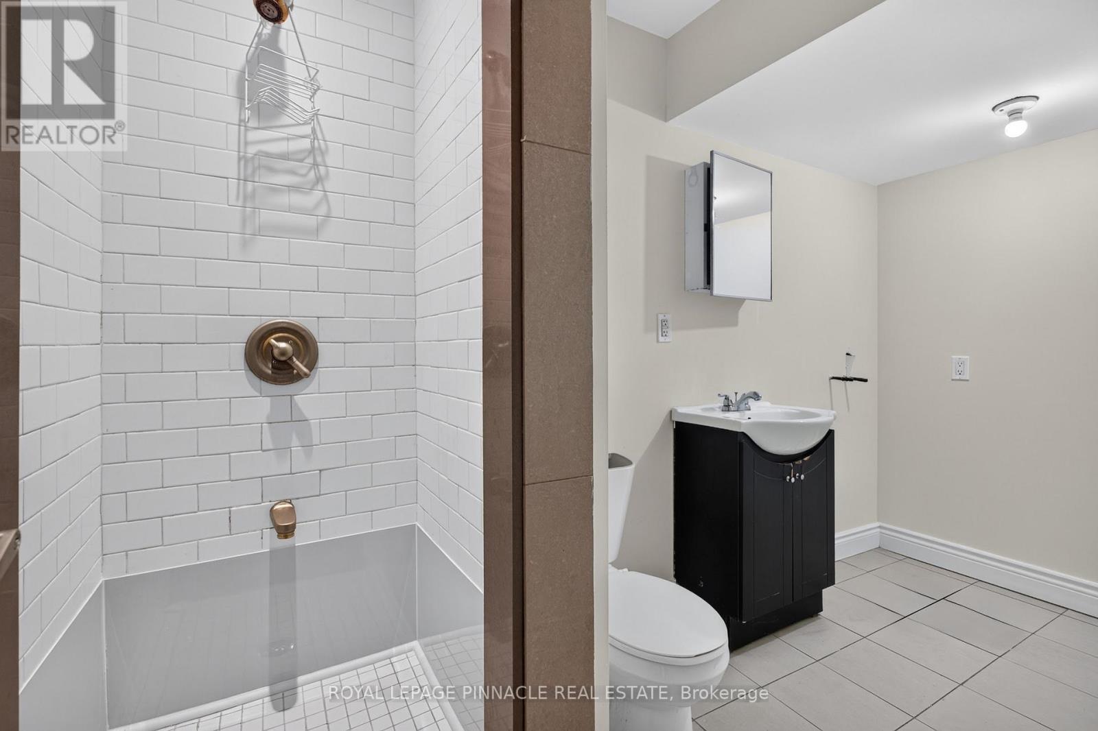 59 Princeton Terrace, Brampton, Ontario  L6S 3S4 - Photo 30 - W13799198