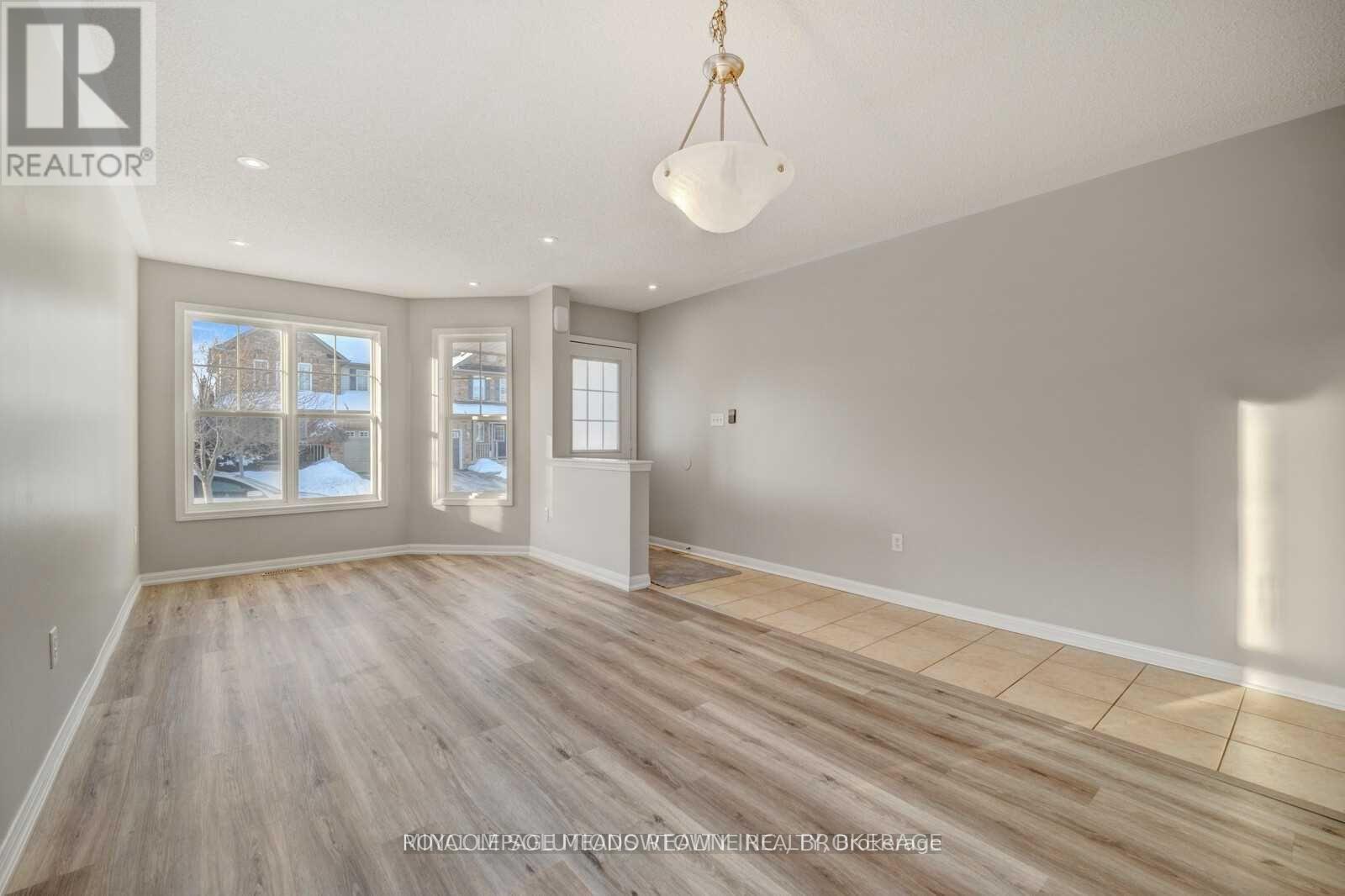 1050 Wickson Way, Milton, Ontario  L9T 6Y4 - Photo 2 - W13799262