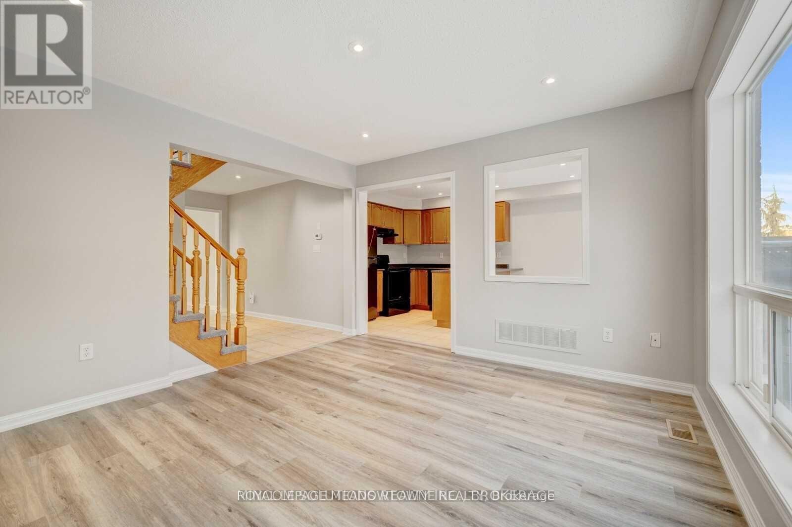 1050 Wickson Way, Milton, Ontario  L9T 6Y4 - Photo 7 - W13799262