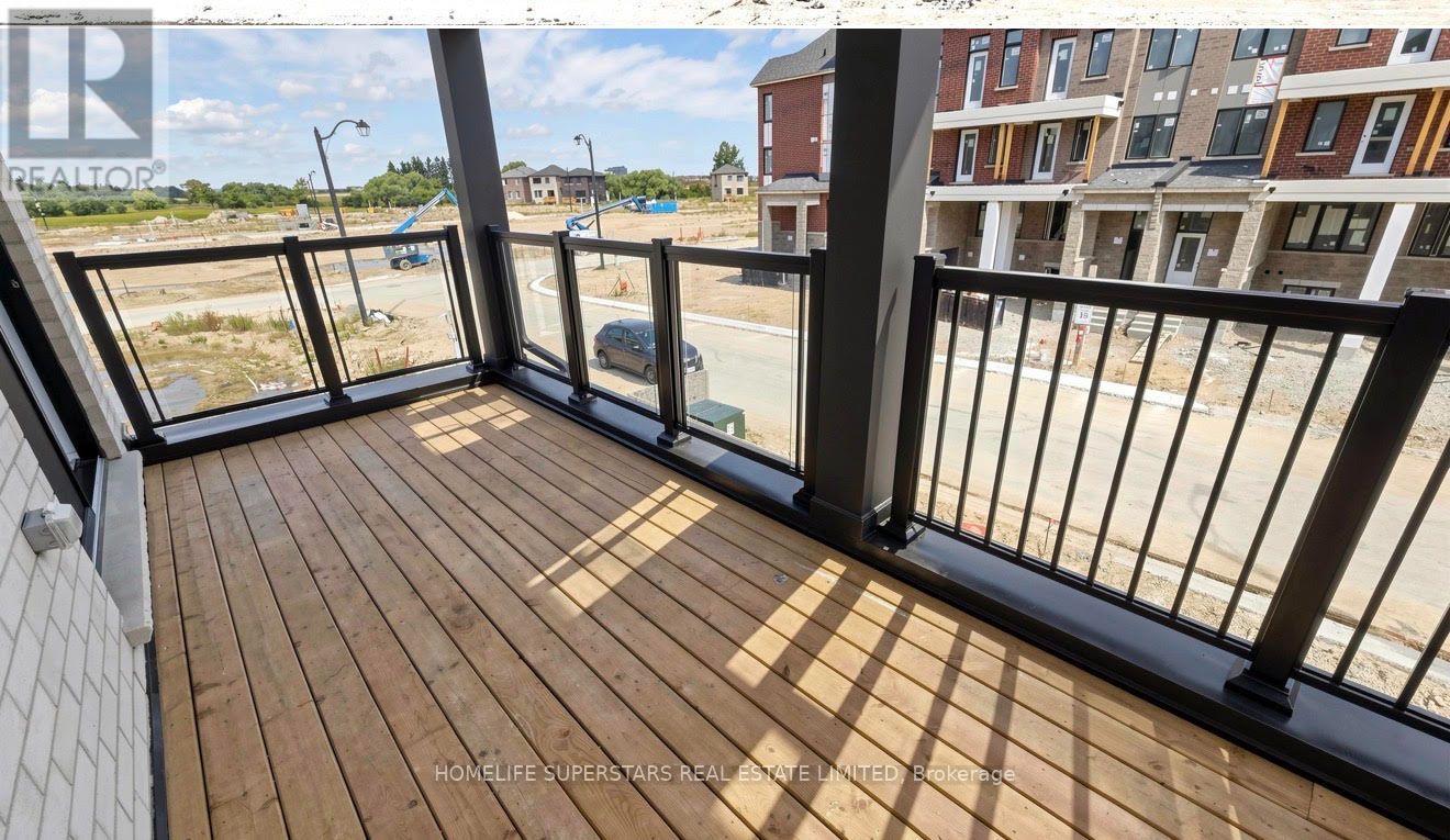 Upper Unit - 96 Fieldfare Road, Brampton, Ontario  L7A 0B8 - Photo 11 - W13799270