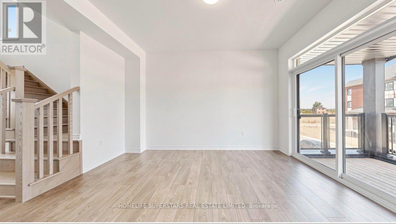 Upper Unit - 96 Fieldfare Road, Brampton, Ontario  L7A 0B8 - Photo 5 - W13799270