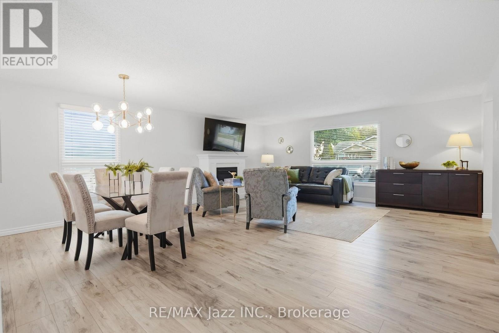 40 Wilmot Trail, Clarington, Ontario  L1B 1B8 - Photo 8 - E13799260