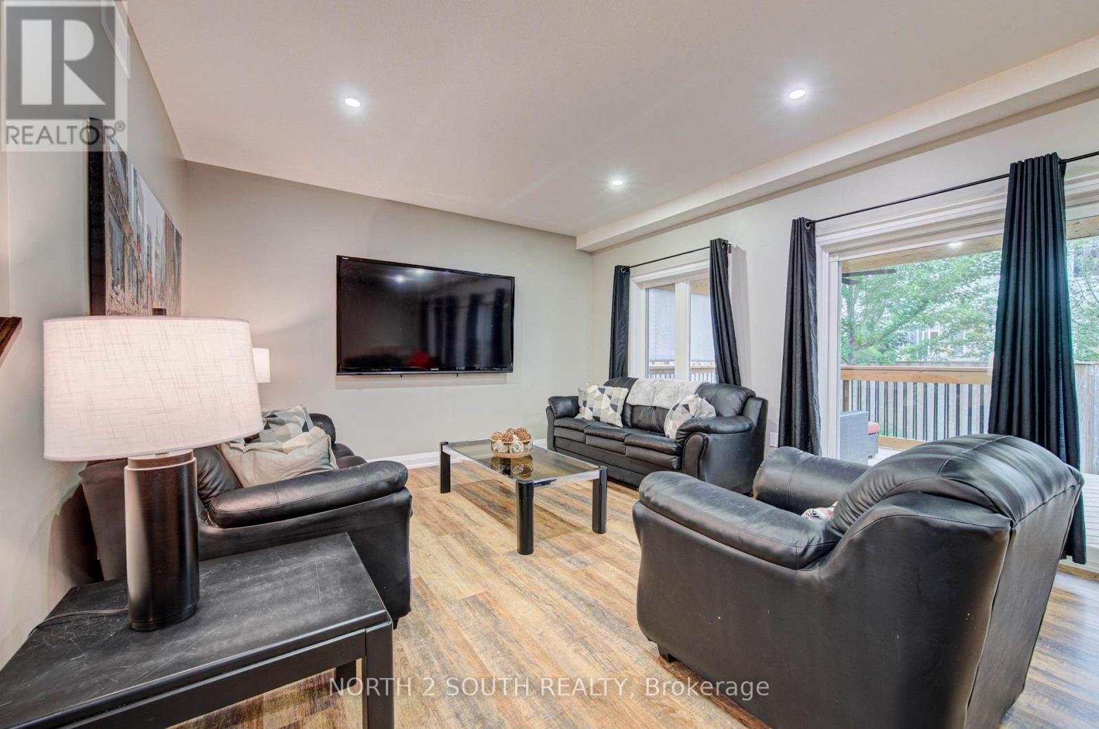 11 Oldham Avenue, Brant, Ontario  N3L 0G6 - Photo 13 - X13799068