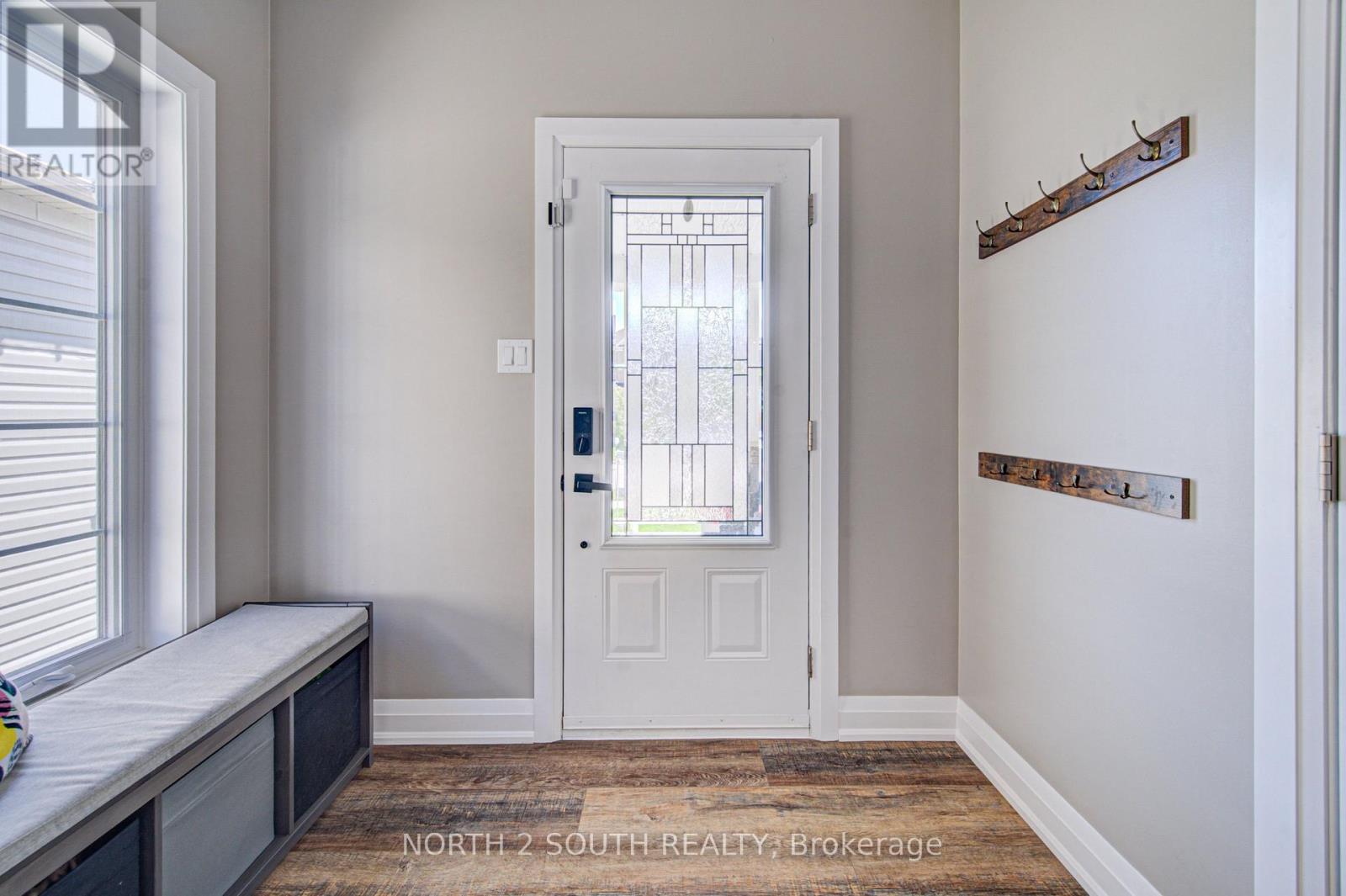 11 Oldham Avenue, Brant, Ontario  N3L 0G6 - Photo 2 - X13799068