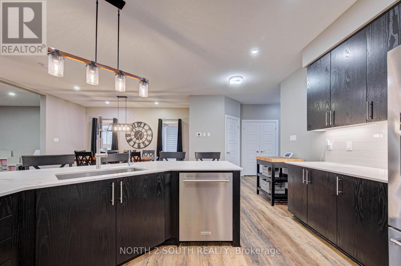 11 Oldham Avenue, Brant, Ontario  N3L 0G6 - Photo 8 - X13799068