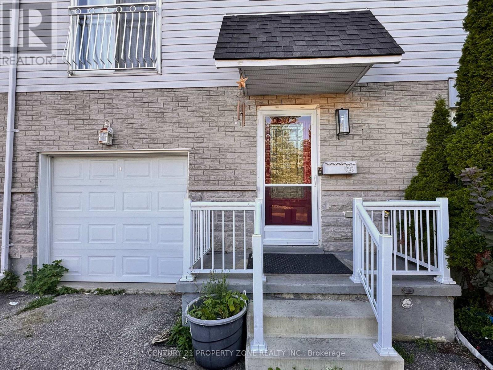 1 Golden Terrace Court, Kitchener, Ontario  N2N 3L2 - Photo 5 - X13799104
