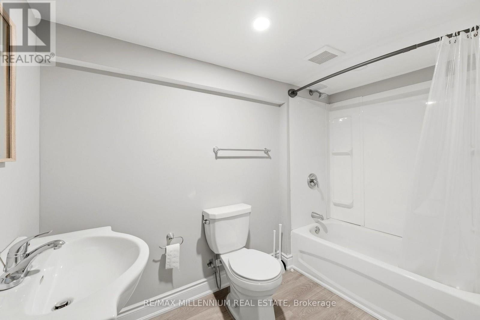 22 Montgomery Road, St. Thomas, Ontario  N5R 1S5 - Photo 30 - X13799106