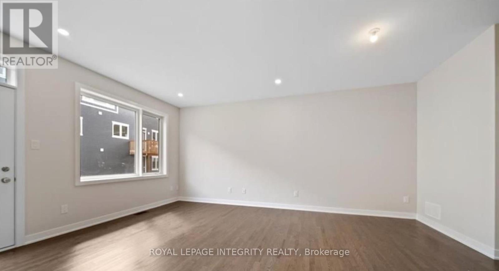 414 Epoch Street, Ottawa, Ontario  K2J 6X5 - Photo 5 - X13745876