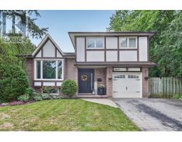 7 TOMS COURT, Whitby, Ontario