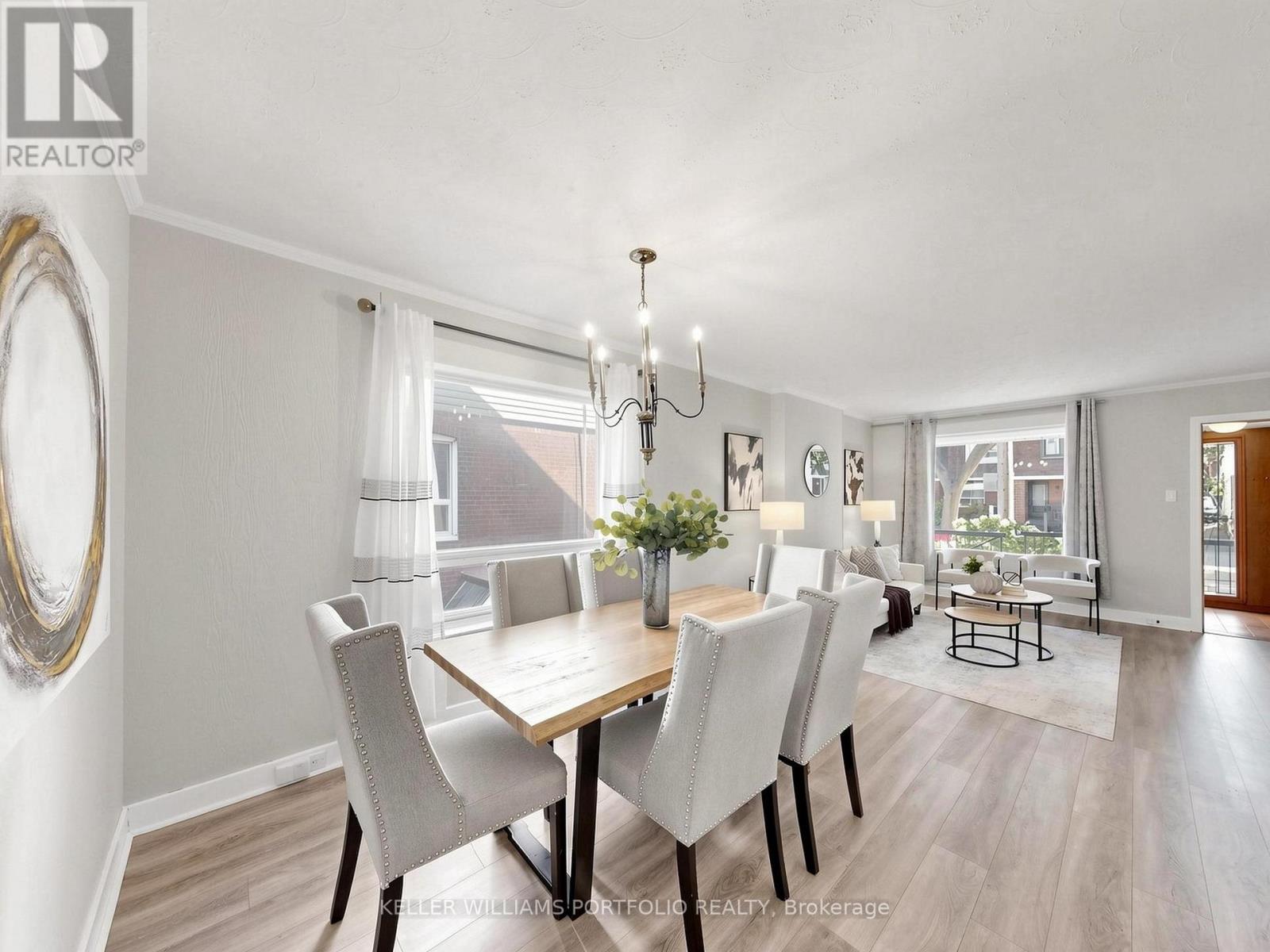 48 Hiltz Avenue, Toronto, Ontario  M4L 2N5 - Photo 13 - E13751906