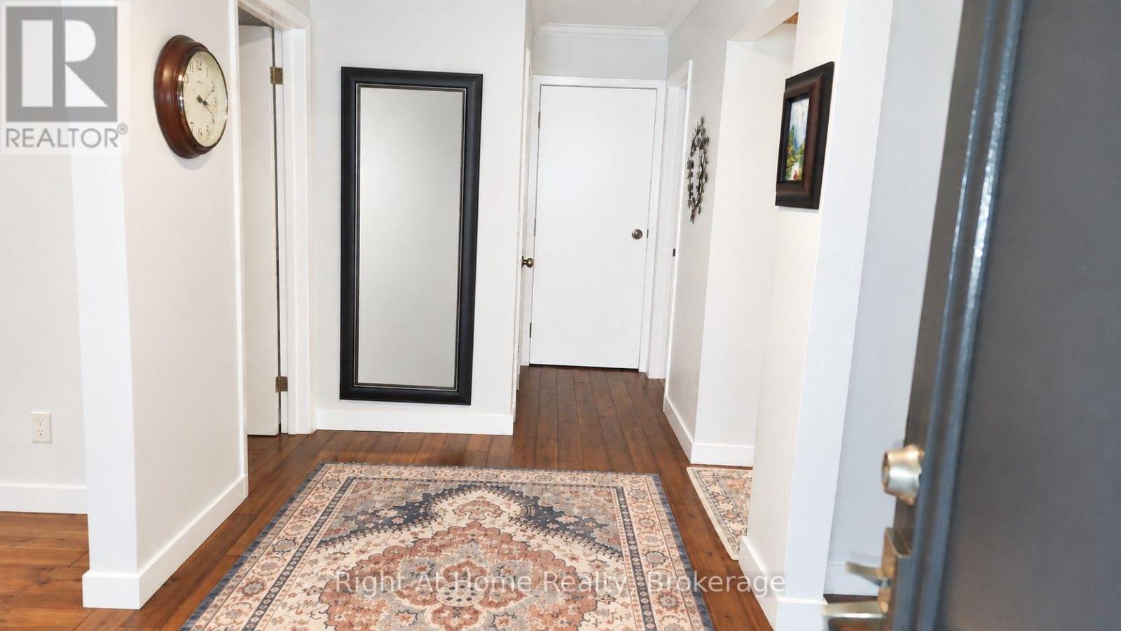 15414 Niagara River Parkway, Niagara-On-The-Lake, Ontario  L0S 1J0 - Photo 7 - X12863544