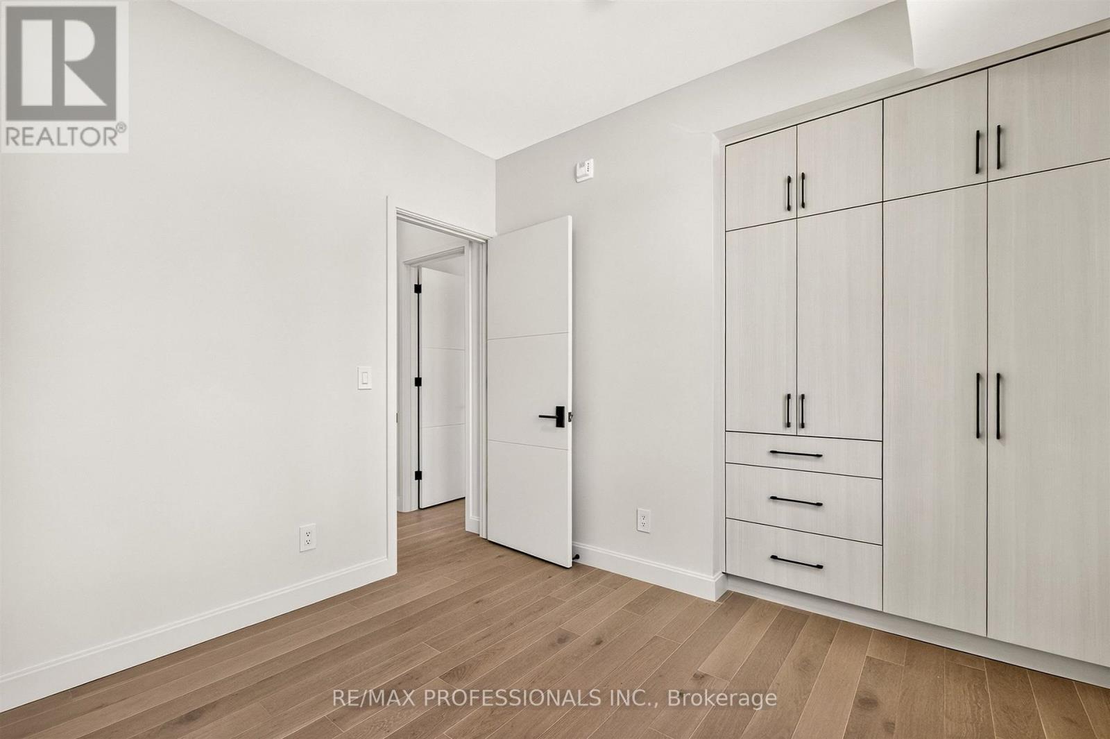 301 - 393 Perth Avenue, Toronto, Ontario  M6P 3Y5 - Photo 14 - W13798880