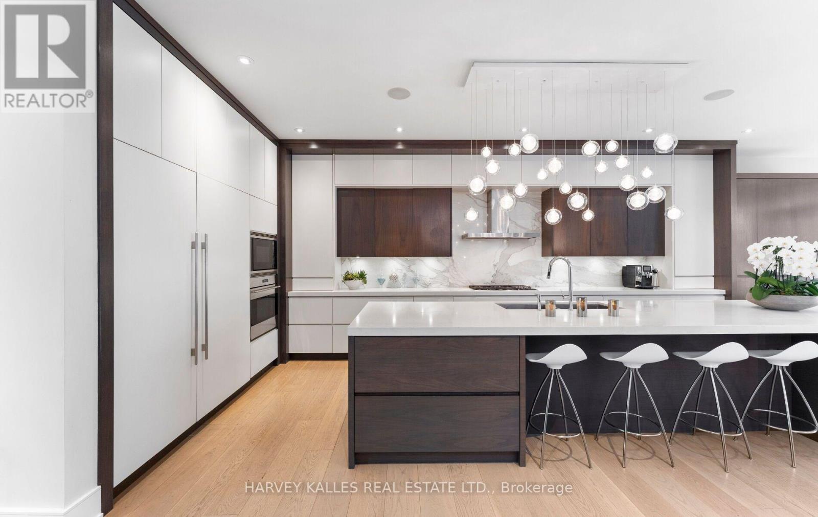 33 Tarlton Road, Toronto, Ontario  M5P 2M6 - Photo 11 - C13790816