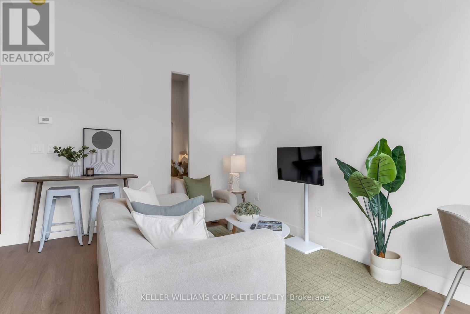 204 - 56 York Boulevard, Hamilton, Ontario  L8R 0A2 - Photo 4 - X13729802
