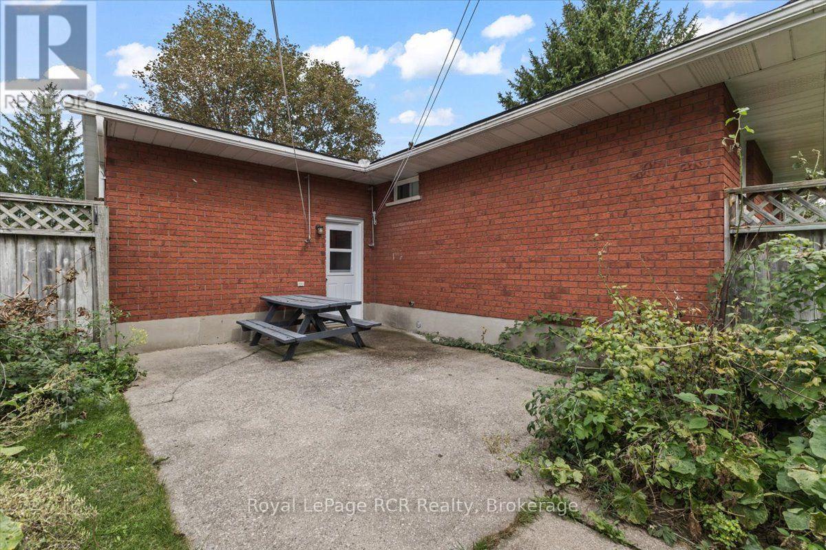 527 2nd A Street, Hanover, Ontario  N4N 3P6 - Photo 26 - X13799090