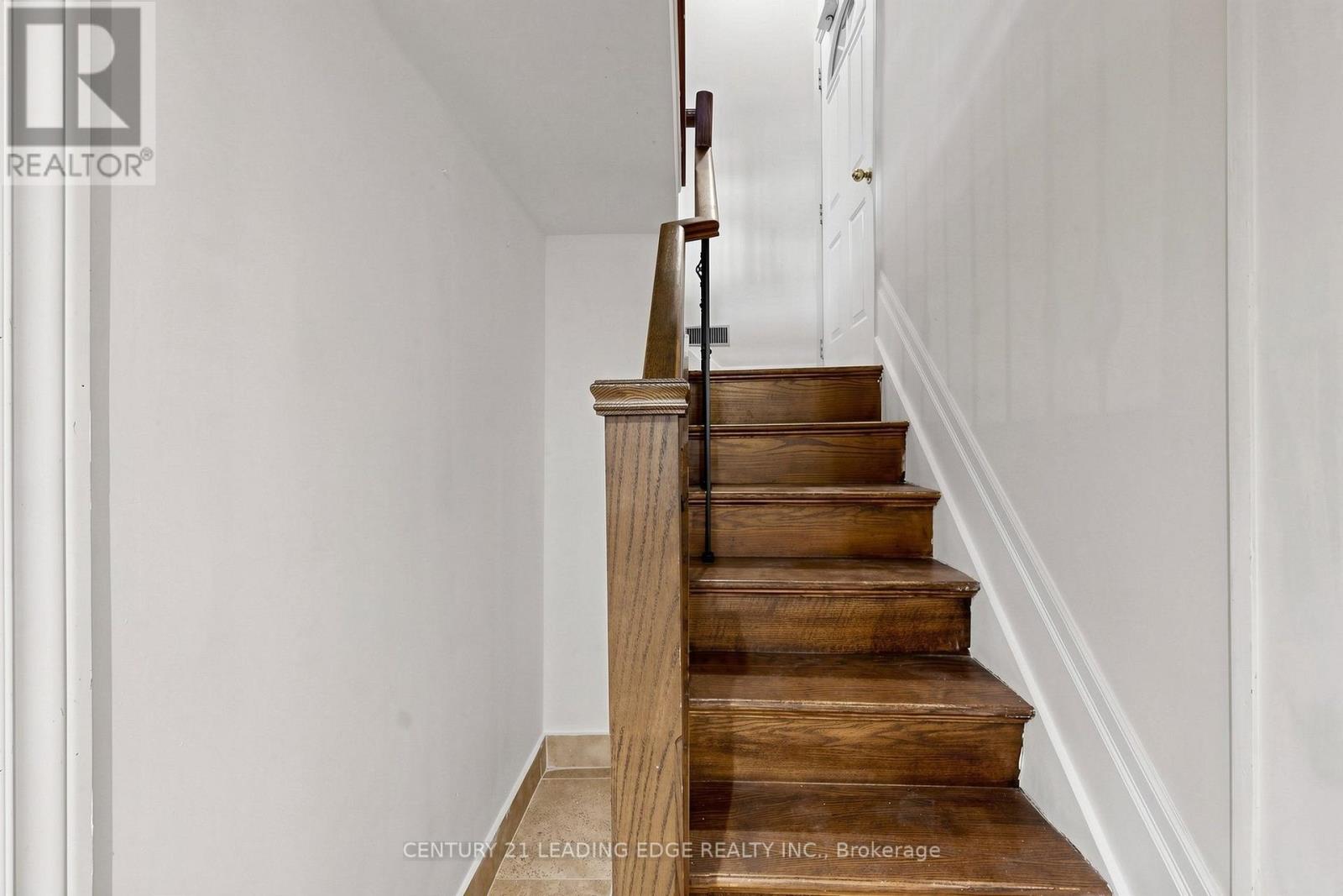 11 Bellvare Crescent, Toronto, Ontario  M1R 2M8 - Photo 36 - E13798382