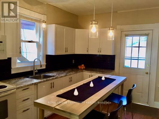 486 Hannah Street, Midland, Ontario  L4R 2G9 - Photo 2 - S13797614