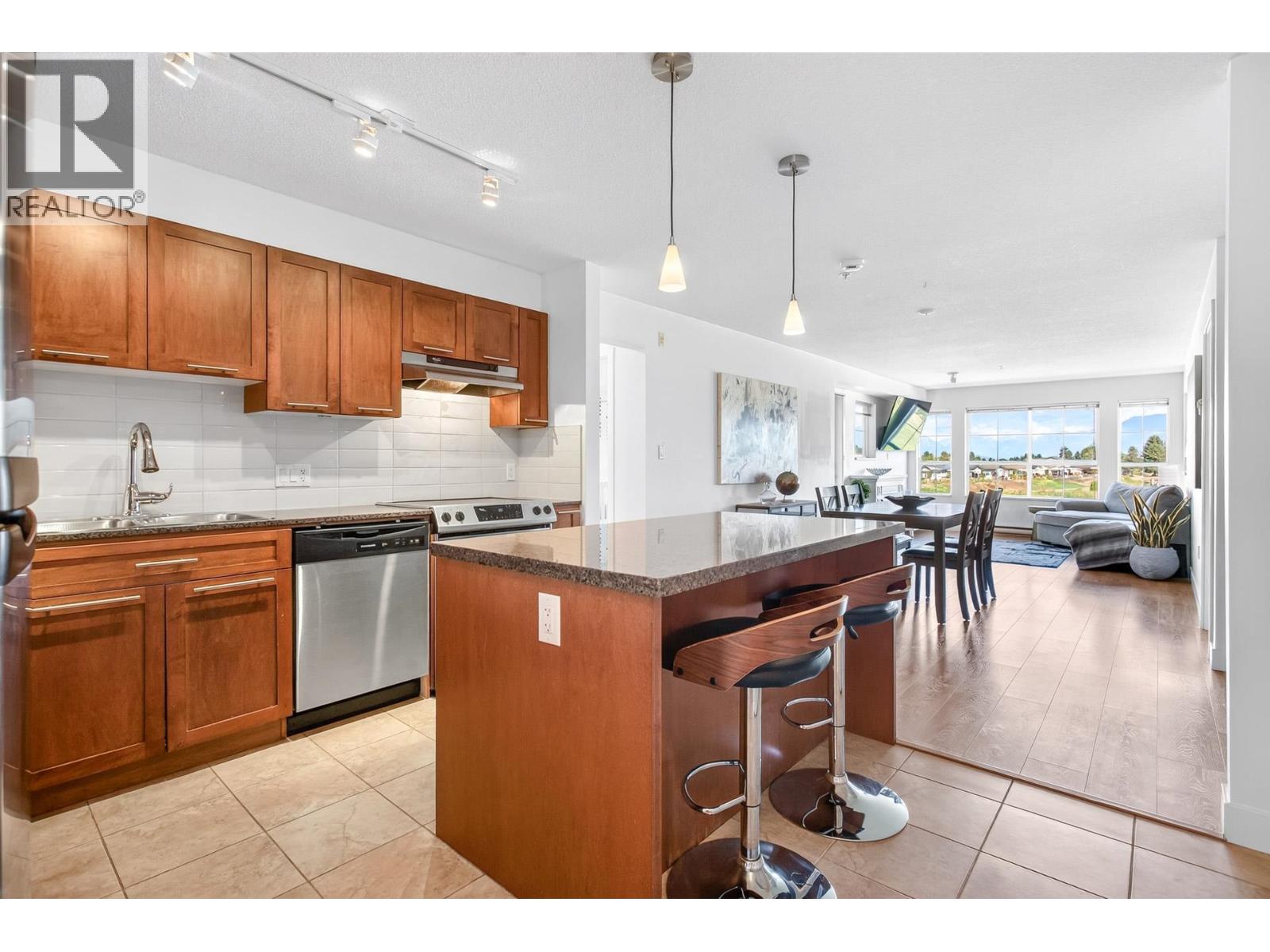 227 19673 Meadow Gardens Way, Pitt Meadows, British Columbia  V3Y 0A1 - Photo 13 - R3166627