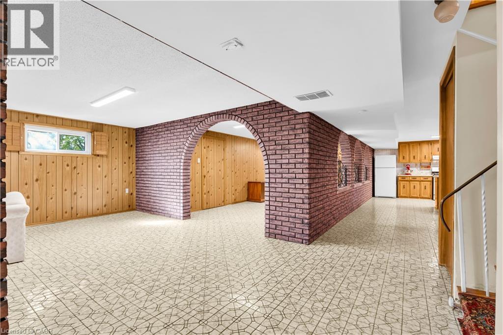 4 Dunreo Drive, Toronto, Ontario  M3L 2E9 - Photo 29 - 40863912