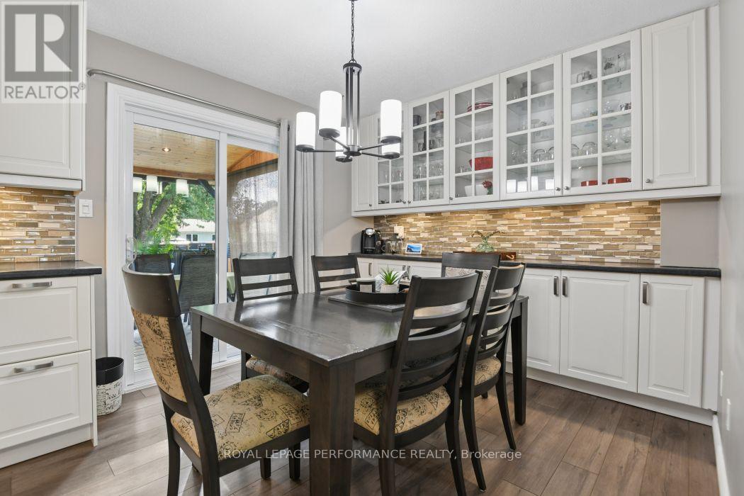 4 Winchester Drive, Ottawa, Ontario  K2L 2C9 - Photo 13 - X13799394