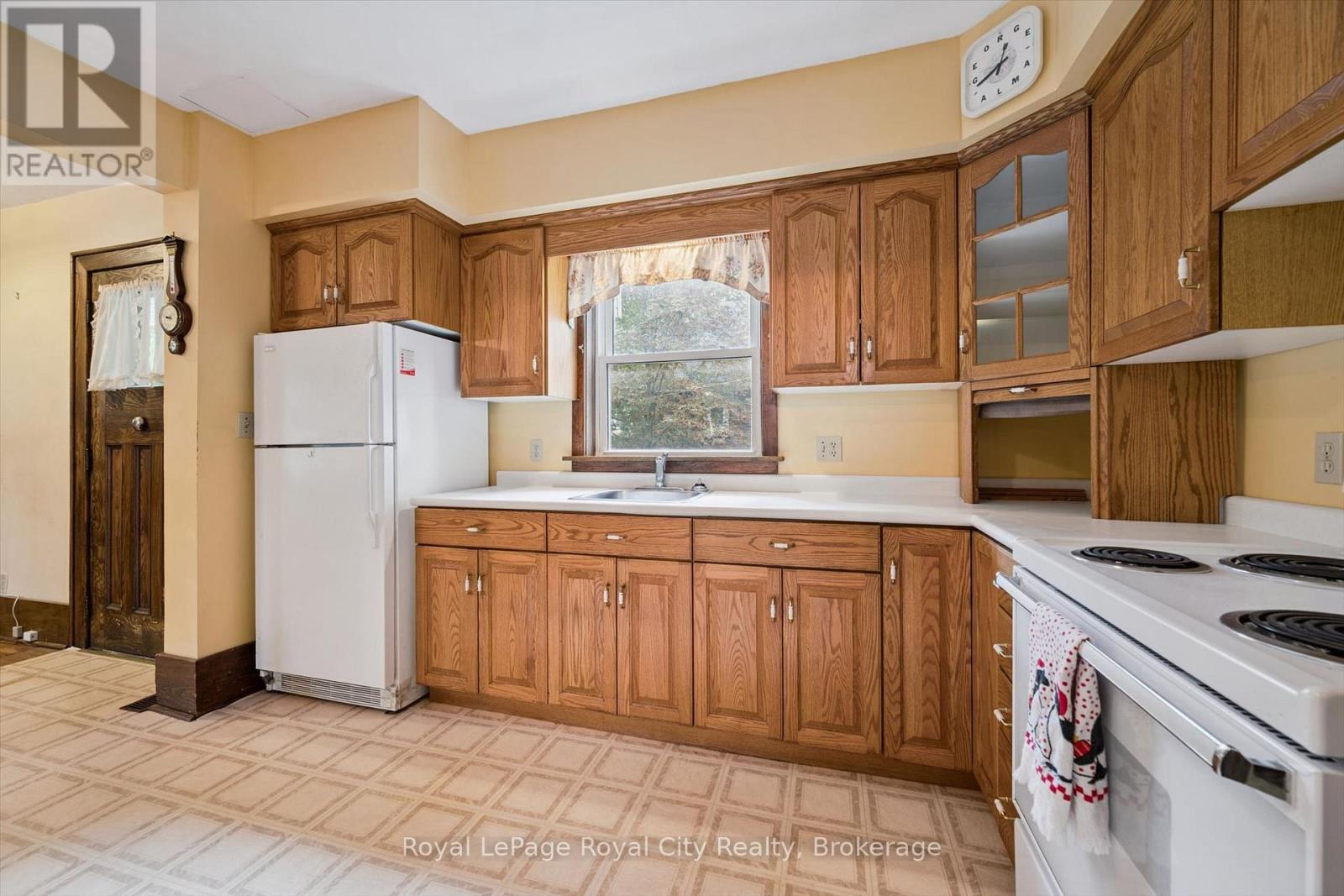371 Gowrie Street N, Centre Wellington, Ontario  N1M 2H5 - Photo 11 - X13792762