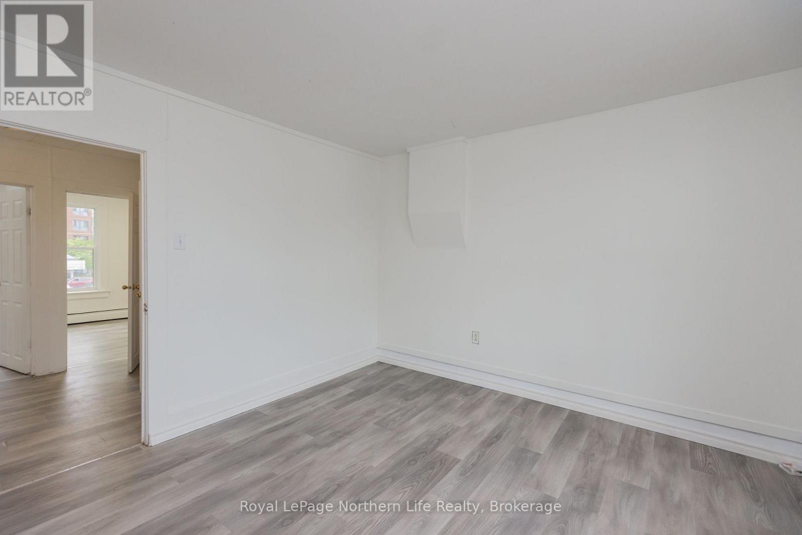 645 Main Street E, North Bay, Ontario  P1B 1C1 - Photo 17 - X13799122