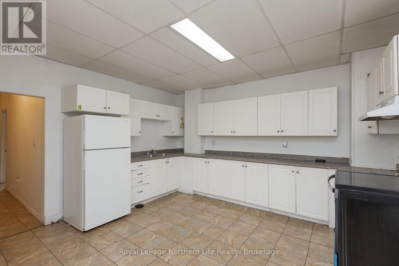 645 Main Street E, North Bay, Ontario  P1B 1C1 - Photo 25 - X13799122
