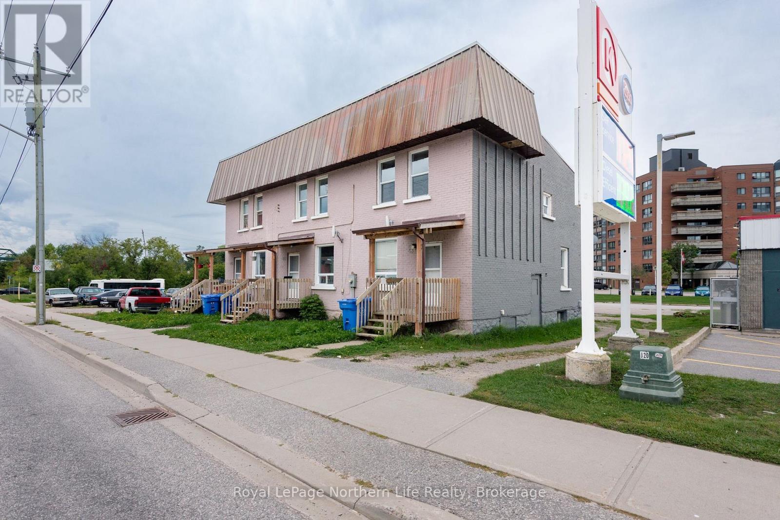 645 Main Street E, North Bay, Ontario  P1B 1C1 - Photo 2 - X13799122