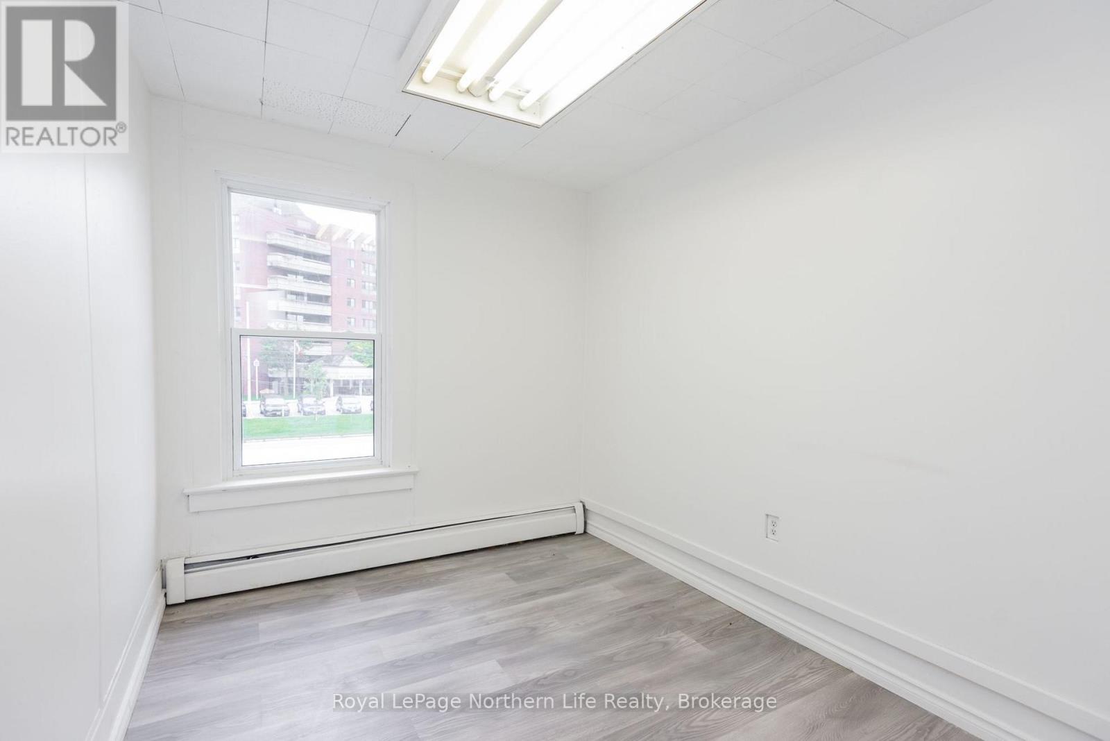 645 Main Street E, North Bay, Ontario  P1B 1C1 - Photo 12 - X13799122
