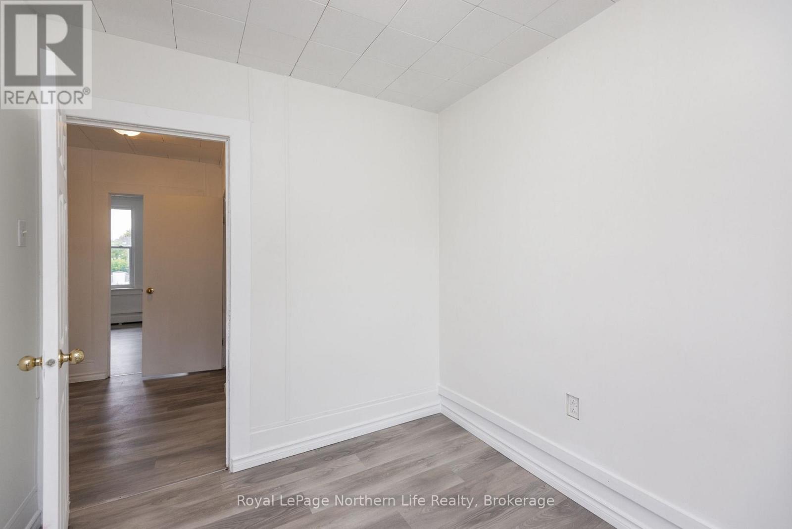 645 Main Street E, North Bay, Ontario  P1B 1C1 - Photo 11 - X13799134