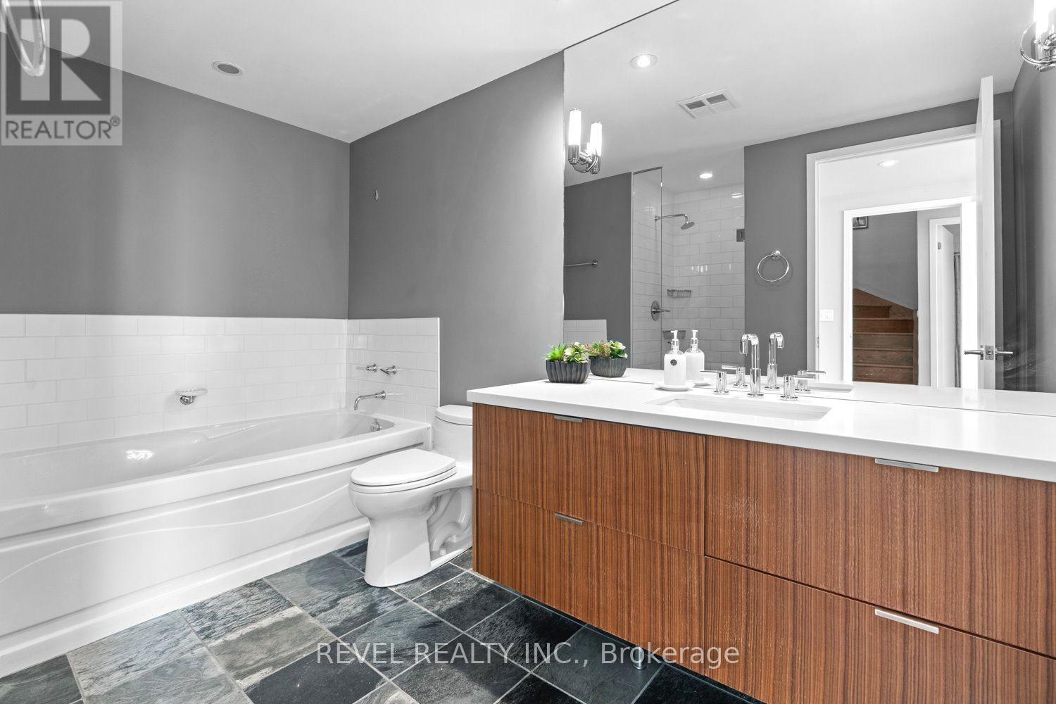 Ph2 - 281 Mutual Street, Toronto, Ontario  M4Y 3C4 - Photo 21 - C13799314