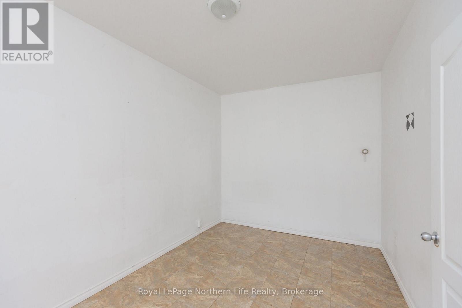 645 Main Street E, North Bay, Ontario  P1B 1C1 - Photo 30 - X13799134