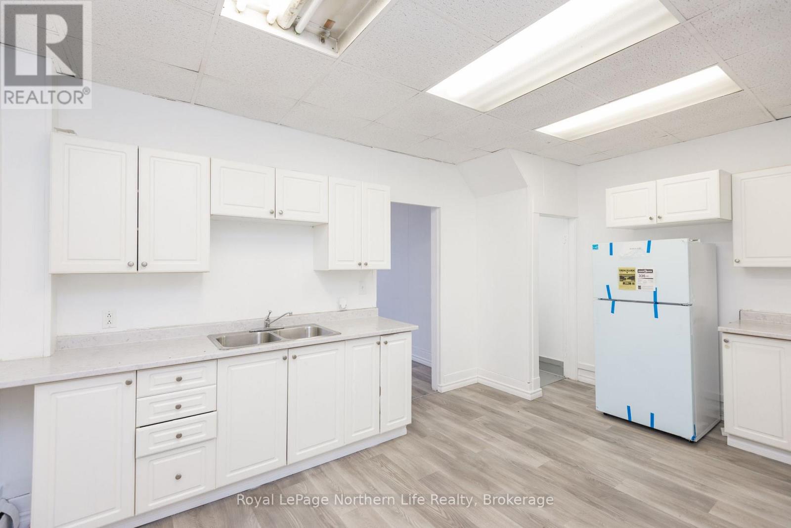 645 Main Street E, North Bay, Ontario  P1B 1C1 - Photo 6 - X13799134