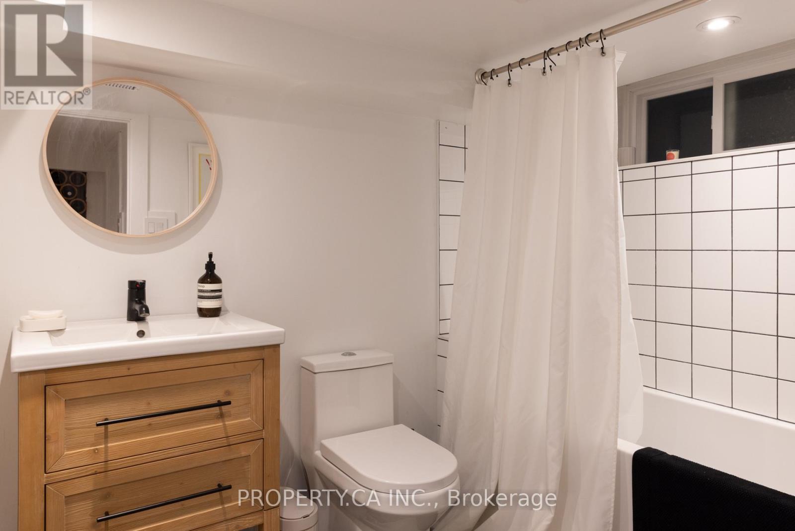 301 Grace Street, Toronto, Ontario  M6G 3A7 - Photo 36 - C13799422