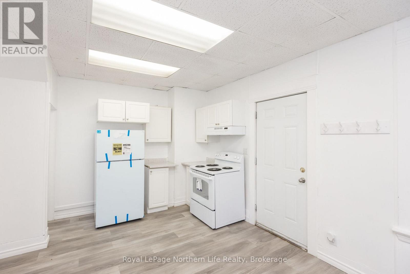 645 Main Street E, North Bay, Ontario  P1B 1C1 - Photo 5 - X13799134