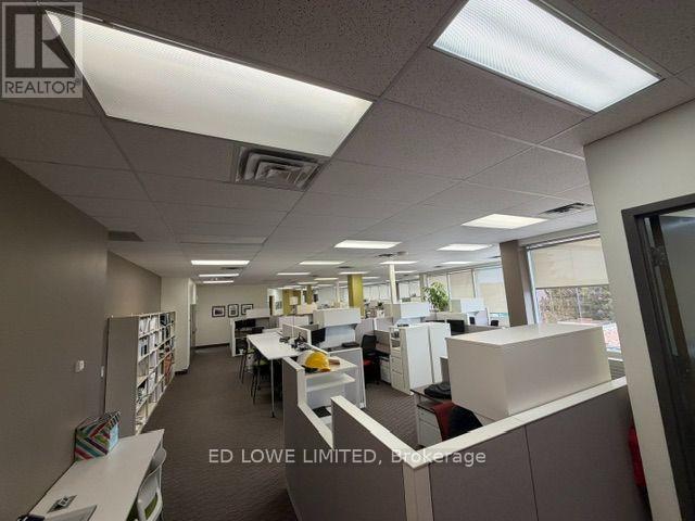 301/304 - 128 Wellington Street W, Barrie, Ontario  L4N 1K9 - Photo 17 - S13799340