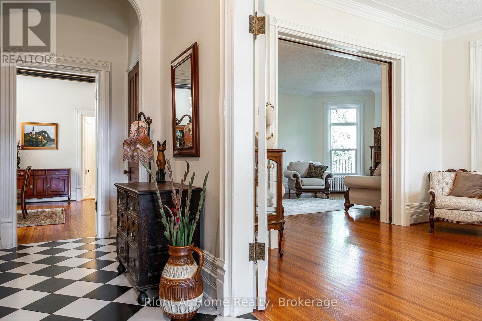 182 Church Street, Stratford, Ontario  N5A 2R5 - Photo 6 - X13799430