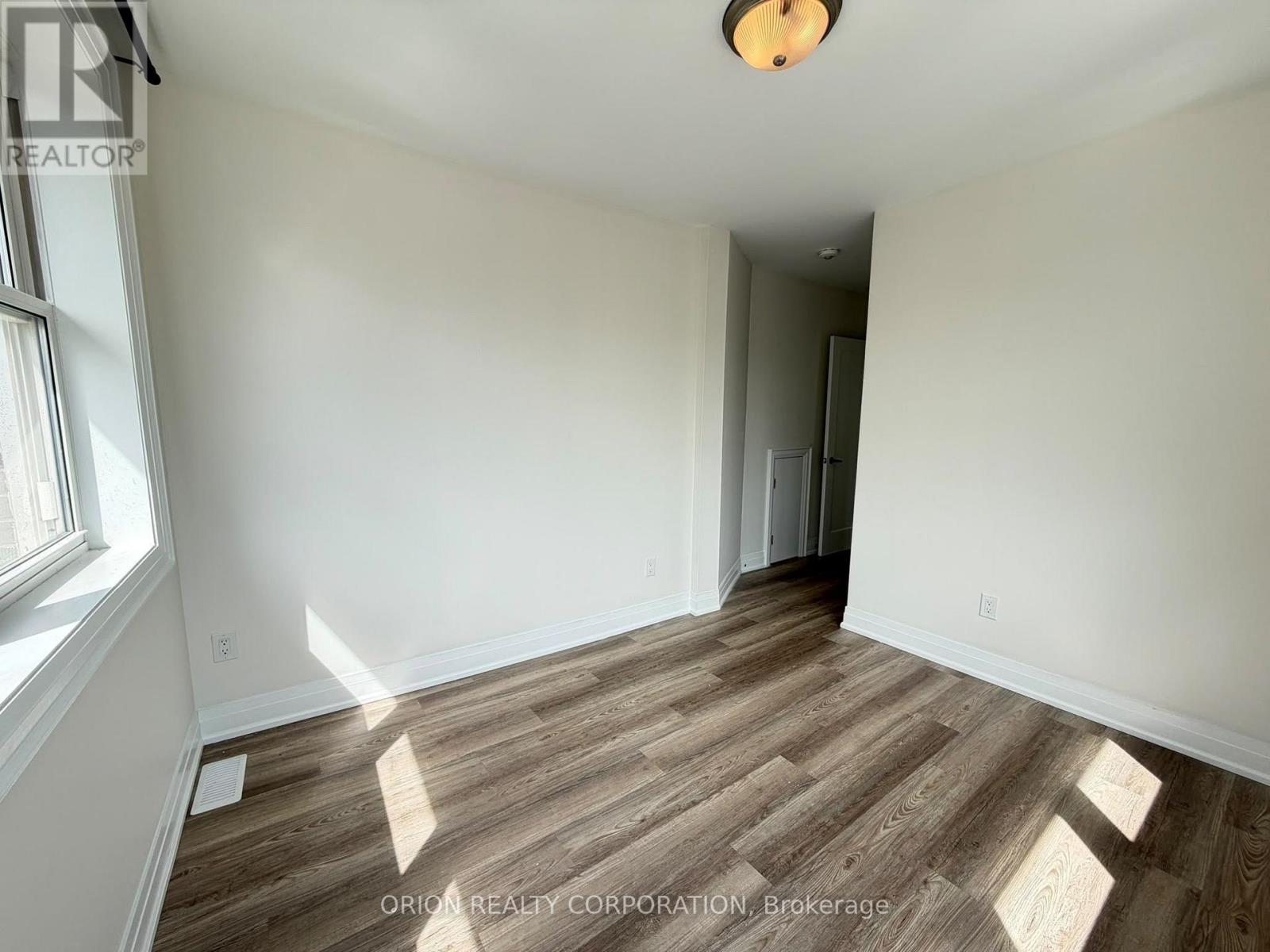 1016 Haig Boulevard, Mississauga, Ontario L5E 2M5 - Photo 20 - W13799348